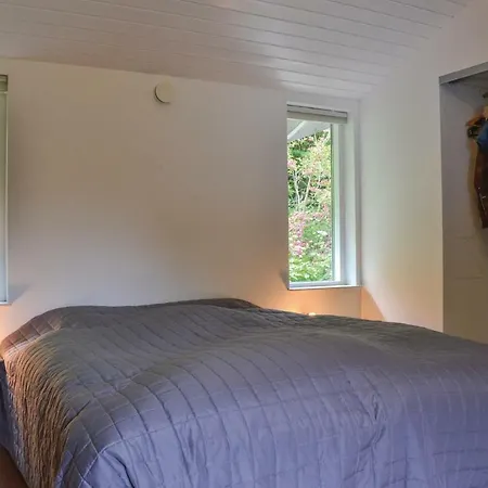 Feriehus Beautiful In W/ Wifi And 2 Bedrooms Dronningmølle